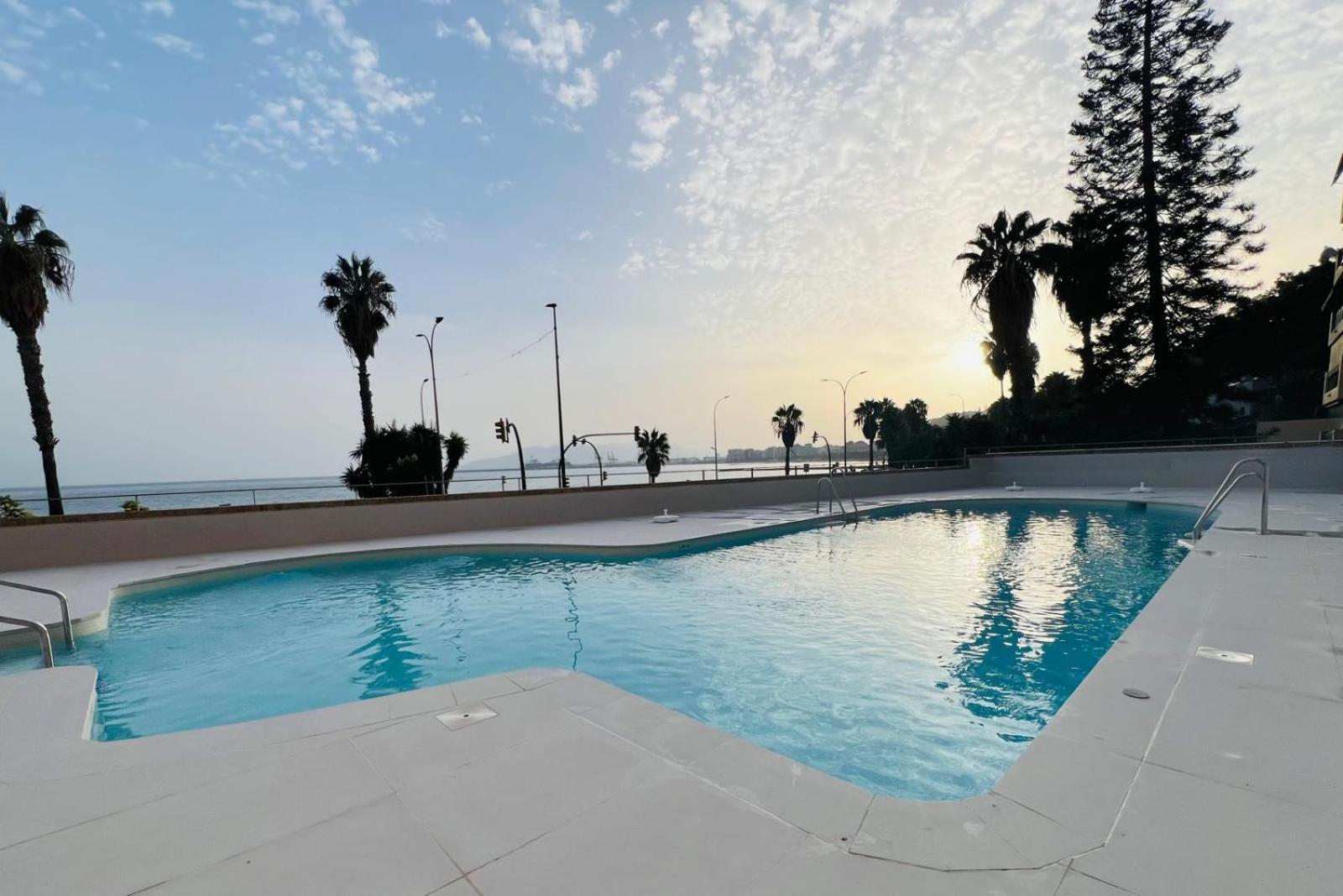 Sorolla 105, Luxury, Beach, Free Parking, All Services, Quite Neighborhood, So Málaga Exteriör bild